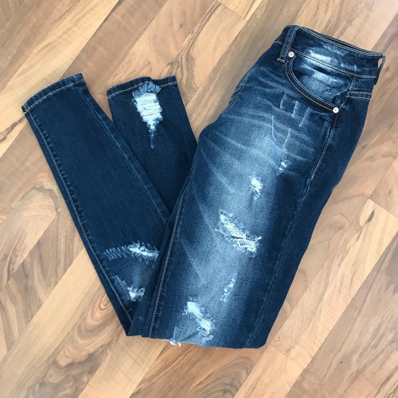 NOT AVAILABLEEE - Picture 3 of 8